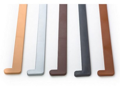 Bočnice parapetu PVC antracitově šedá_dlouhá (max 600mm)